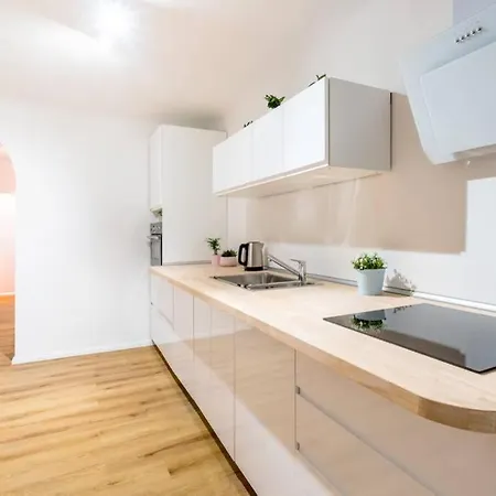 El Gigante Apartment *